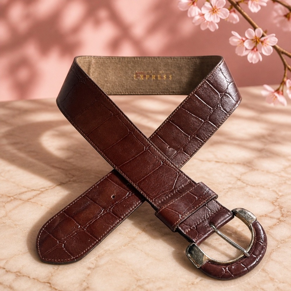 Express Vintage Brown Croc Embossed Wide Leather Belt Gold Buckle Size M
